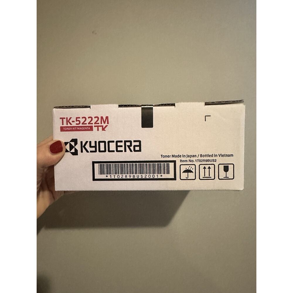 Kyocera TK-5222M Tones Kit Magenta Item No: 1T02R9BUS2